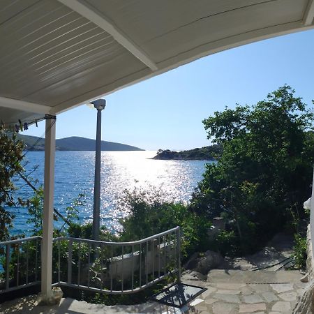Direkt Na Moru - Bungalov Lägenhet Šibenik Exteriör bild